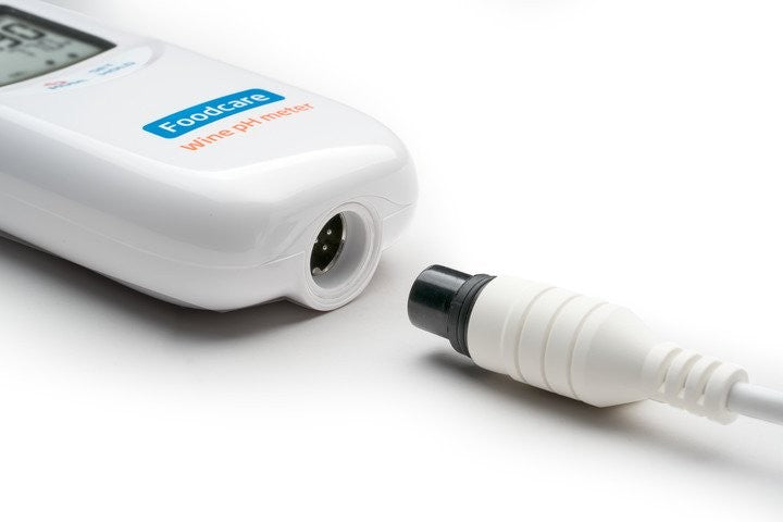 HI-99111 Portable pH Meter for Wine Analysis