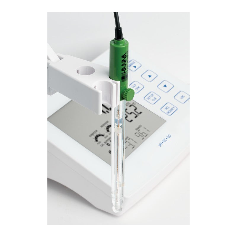 HI-2621 pH and ORP Benchtop meter with Data Logging